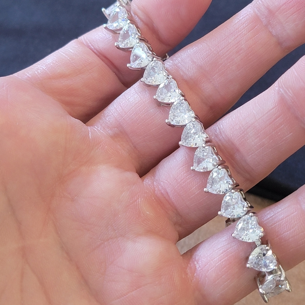 Heart tennis bracelet